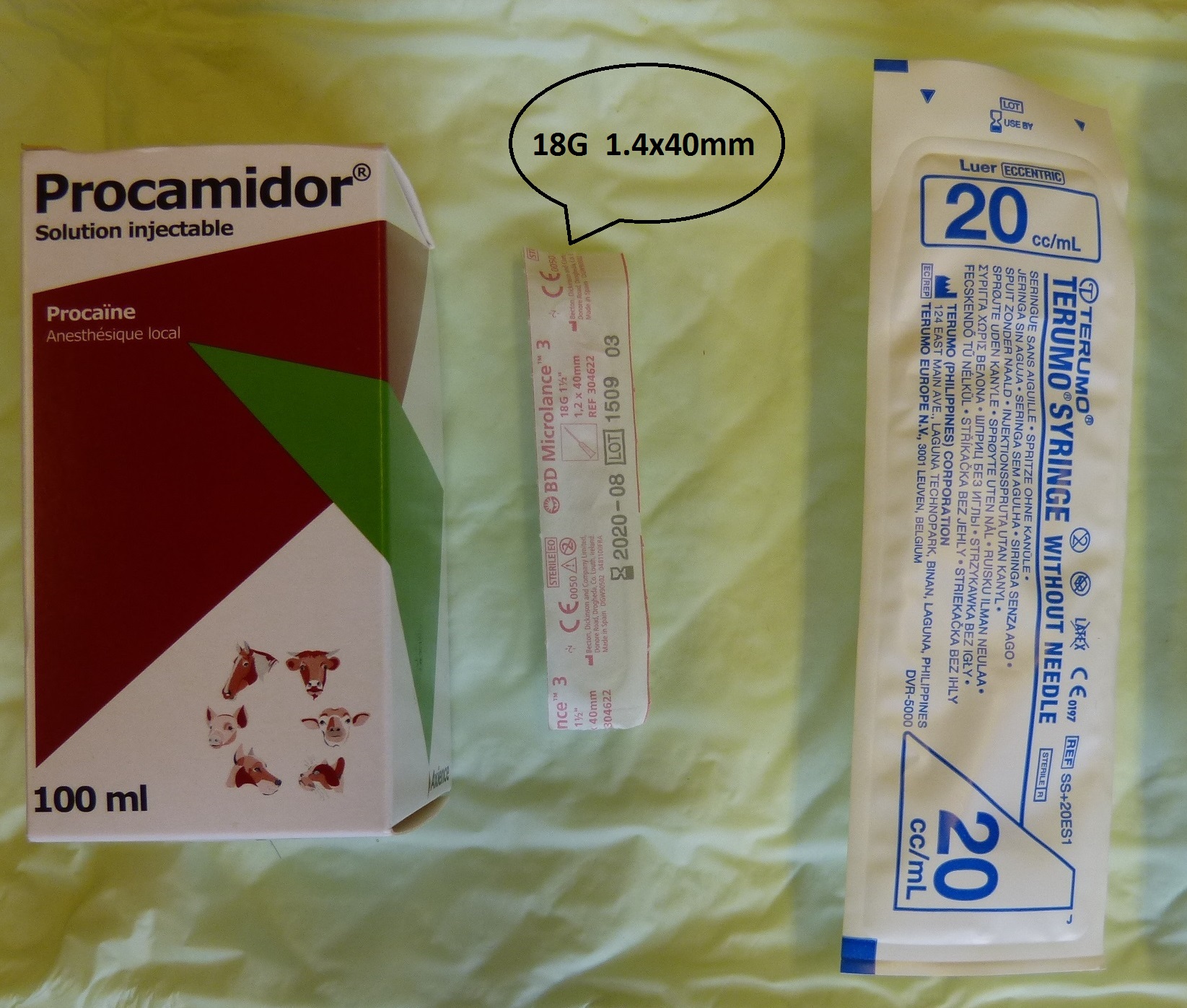 Figure 30 : Matériel nécessaire à l’anesthésie en « ring block » – Mathilde Tritschler